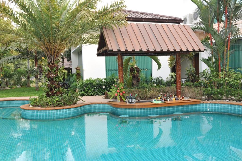 Palm Spring Resort Yangon Exteriör bild