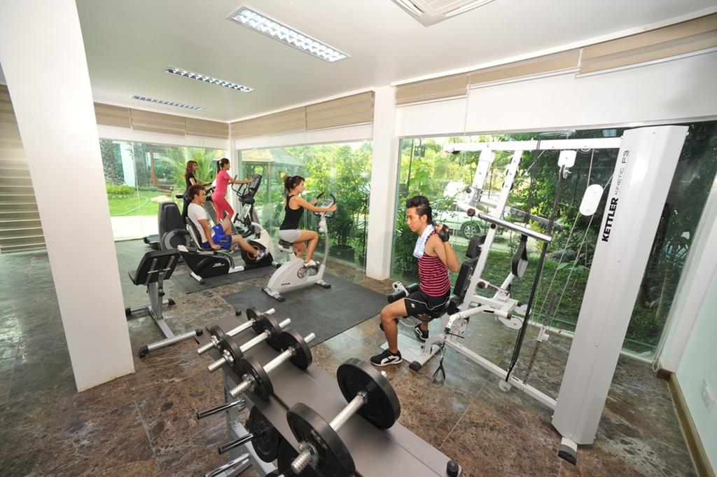 Palm Spring Resort Yangon Exteriör bild