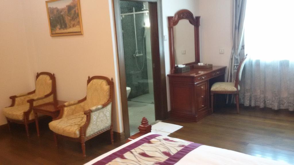 Palm Spring Resort Yangon Exteriör bild