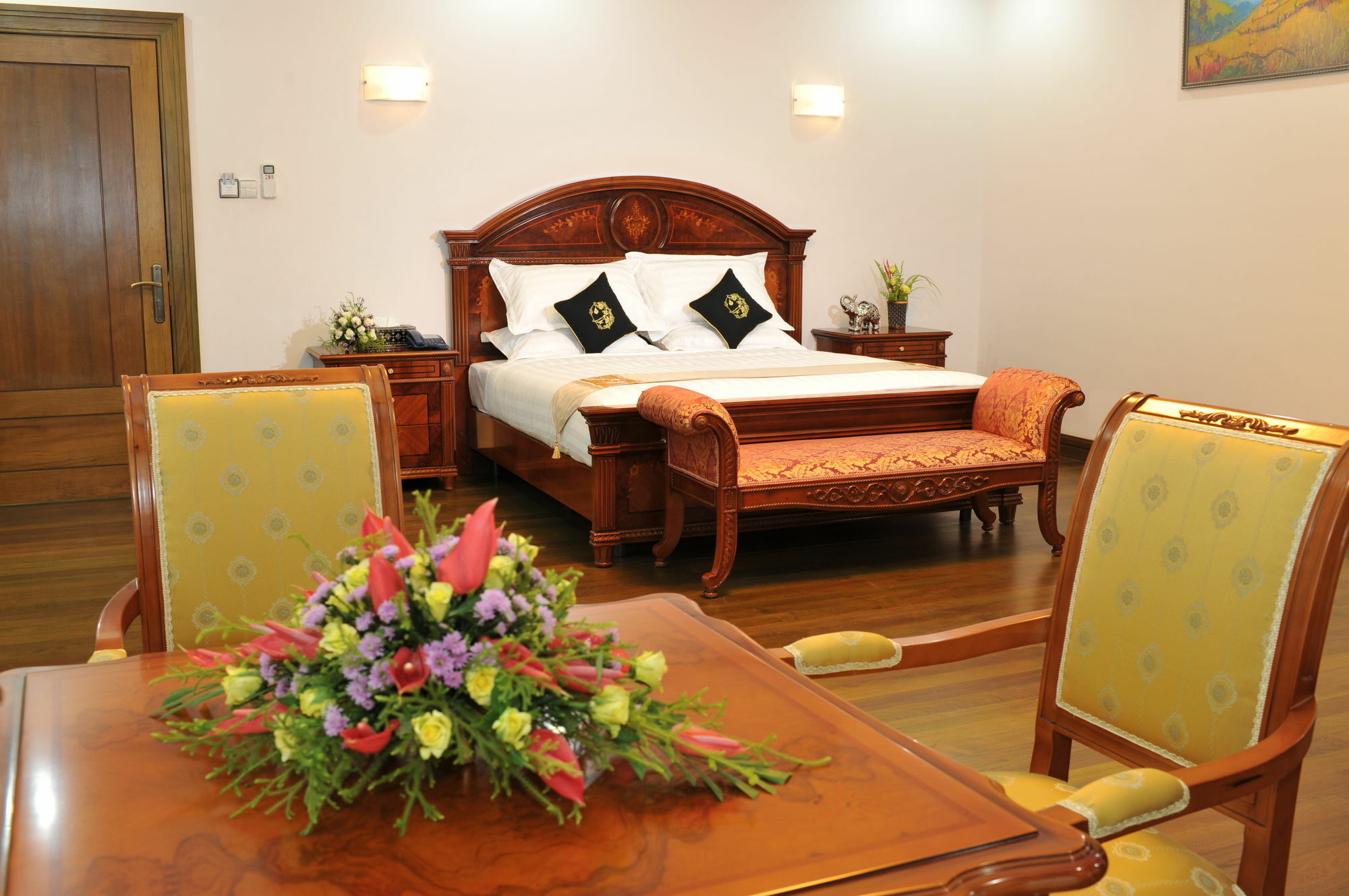 Palm Spring Resort Yangon Exteriör bild
