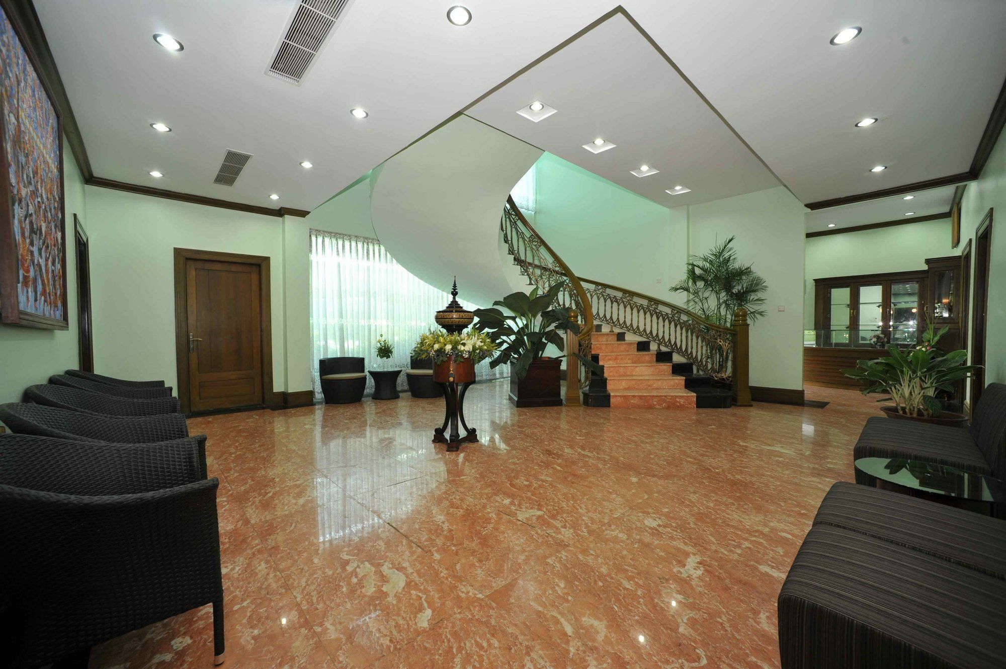 Palm Spring Resort Yangon Exteriör bild